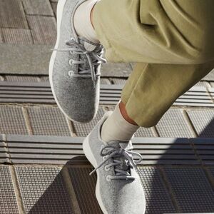 allbirds The Wool Runners in Gray Size 10
